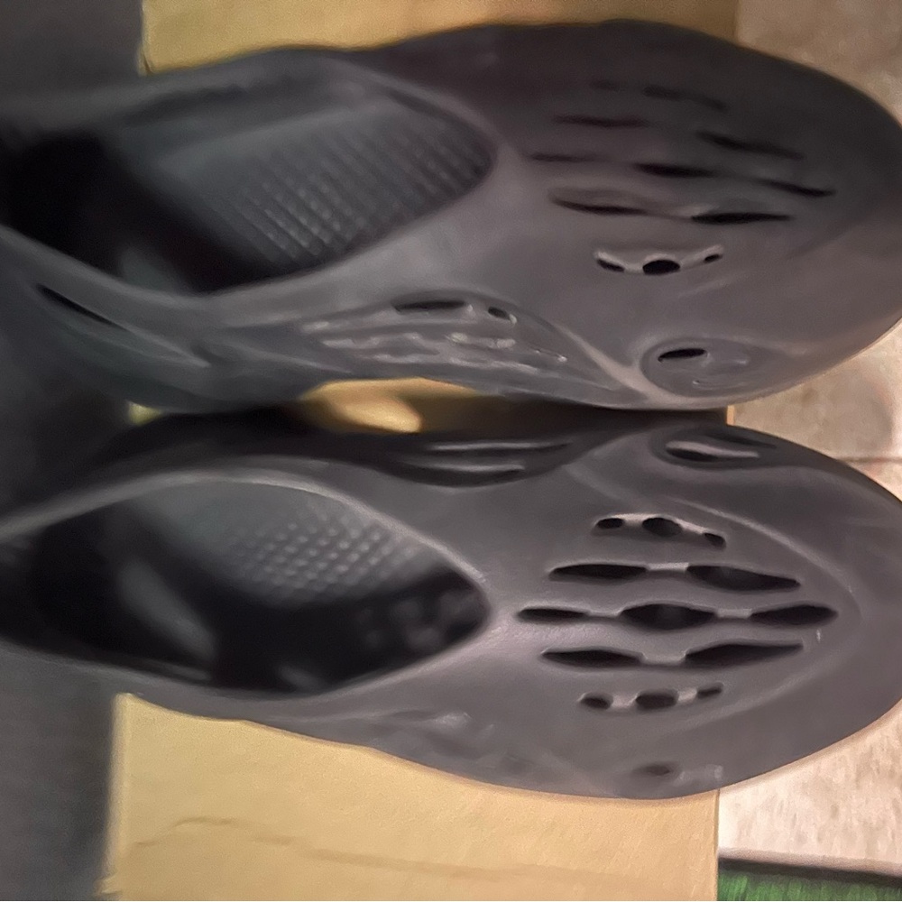 yeezy foam runner